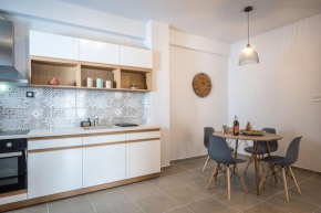 Ariadne Chic & Minimalistic Apt.
